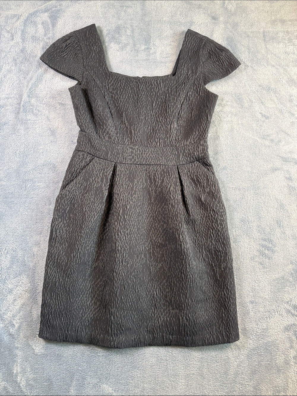 BCBGeneration Gray Textured Square-Neck Mini with Cap Sleeves